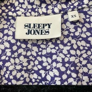 Sleepy Jones, XS purple and white print robe with belt
